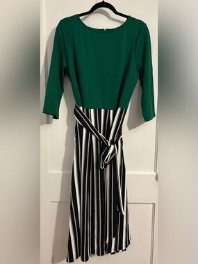 Vfshow Green and Black Vertical-Stripe Maxi Dress with Tie Waist